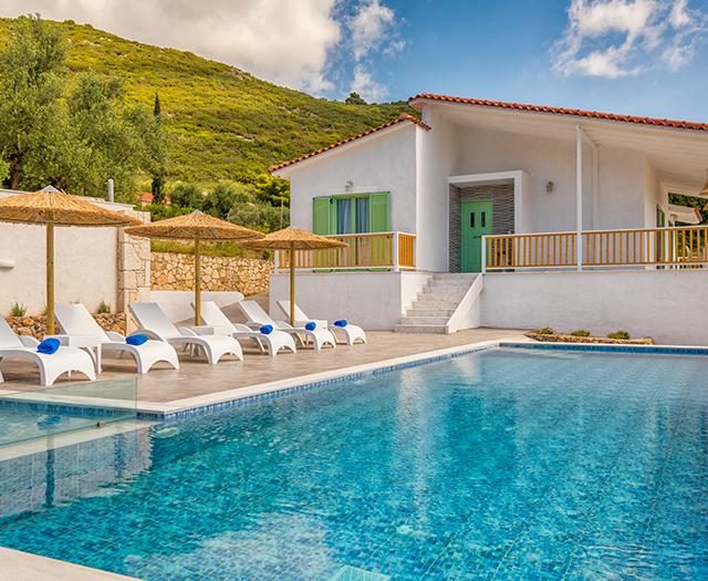 Villas Limneon