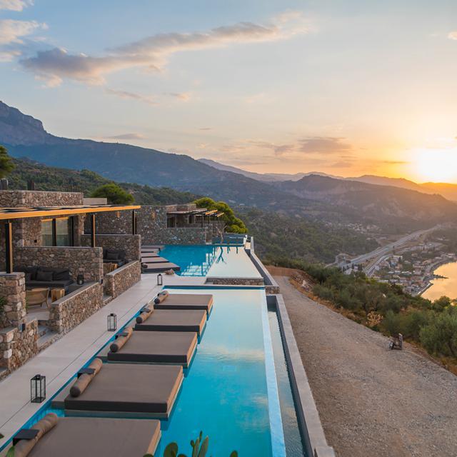 Le Grand Bleu Resort