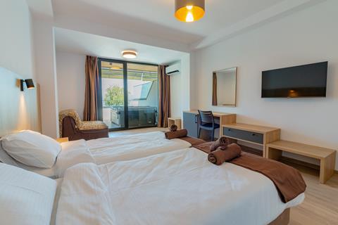 Lago Hotel & Spa
