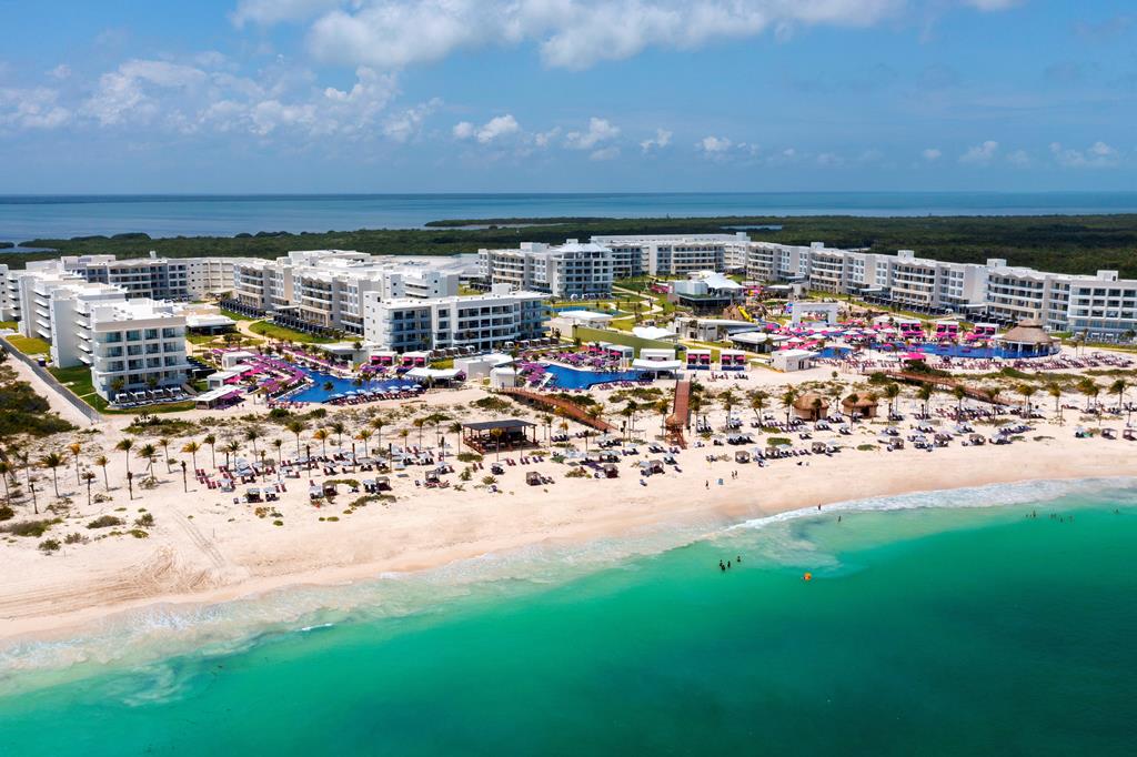 Planet Hollywood Cancun by Royalton An Autograph Collection All Inclusive Resort