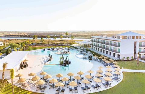 AP Cabanas Beach & Nature Golf