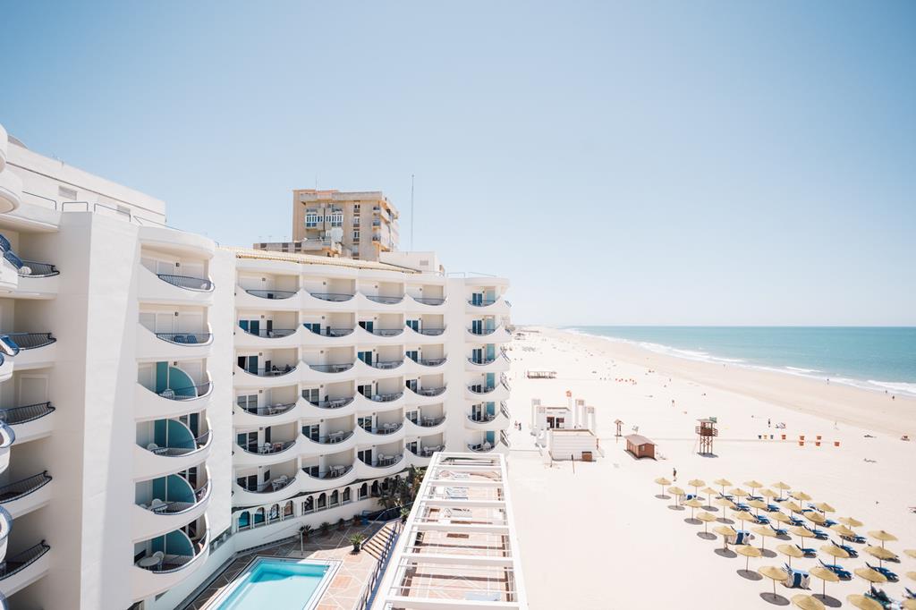 Hotel Playa Victoria