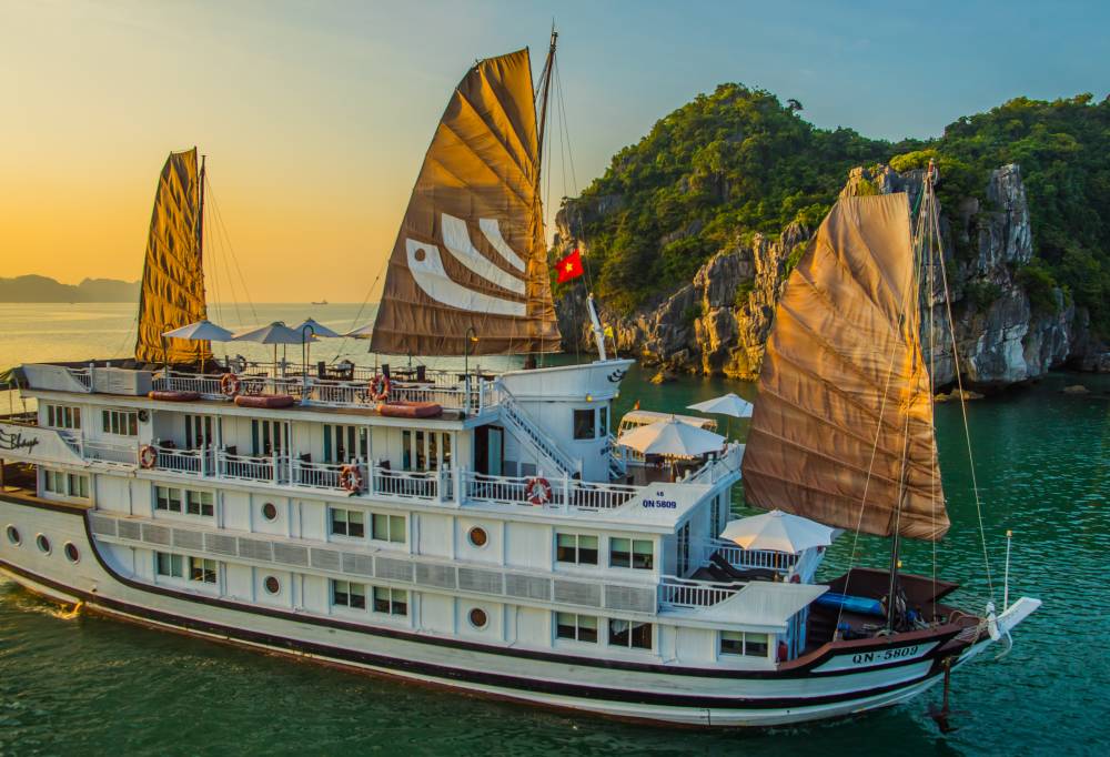 Halong Bay Cruise