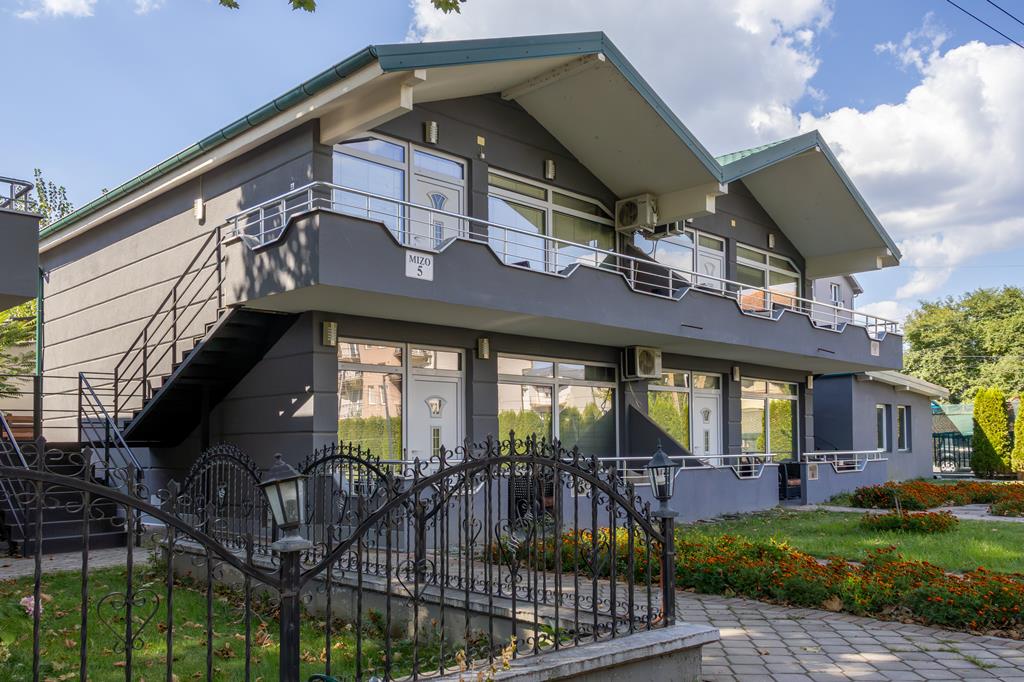 Mizo Hotel
