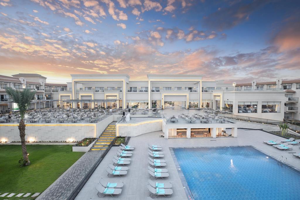 The V Luxury Resort Sahl Hasheesh