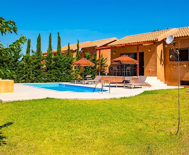 Sotiris Pool Villas