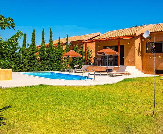 Sotiris Pool Villas