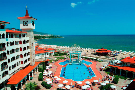 Royal Palace Helena Sands