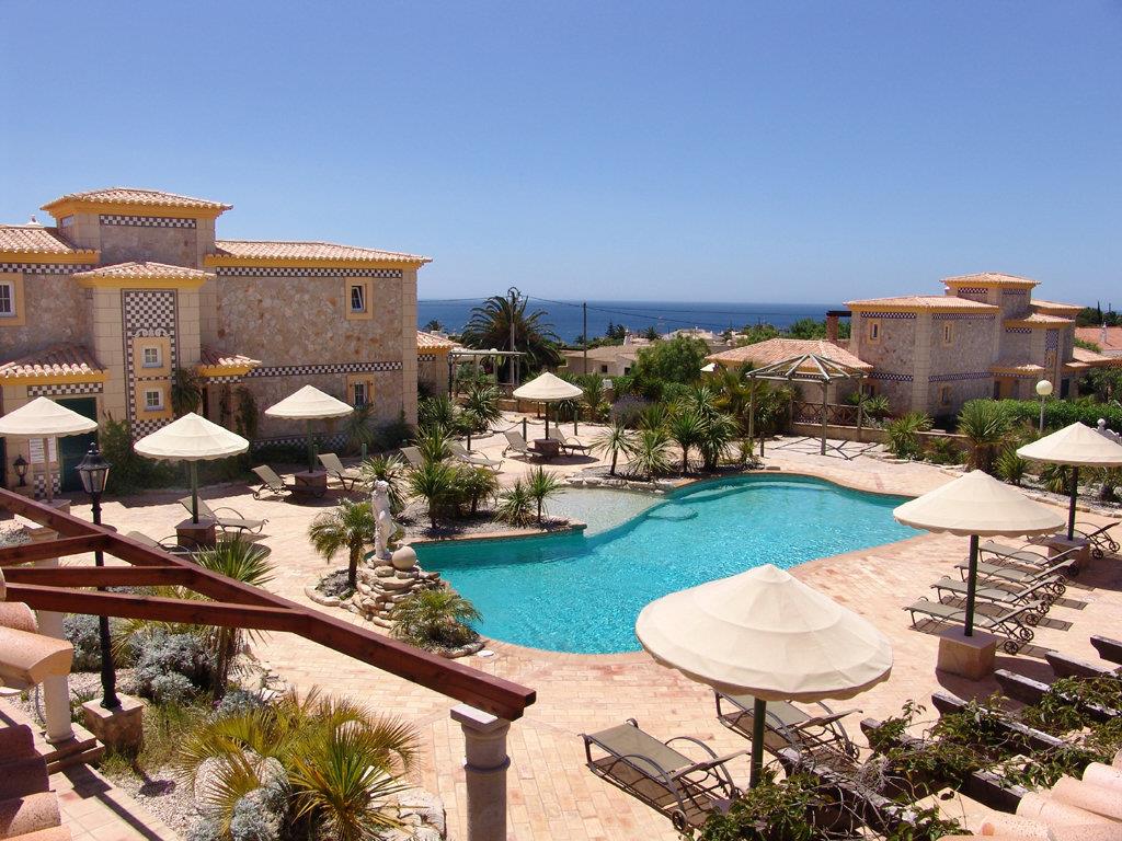 Quinta do Mar Country & Sea Village