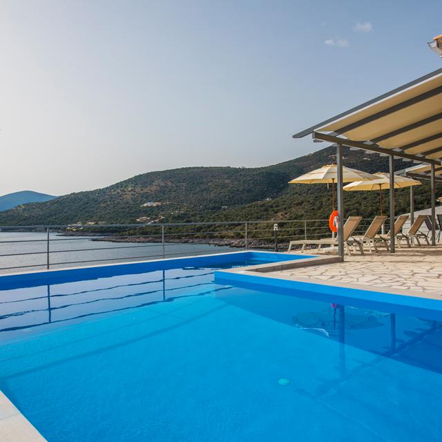 Amousso Bay Villas