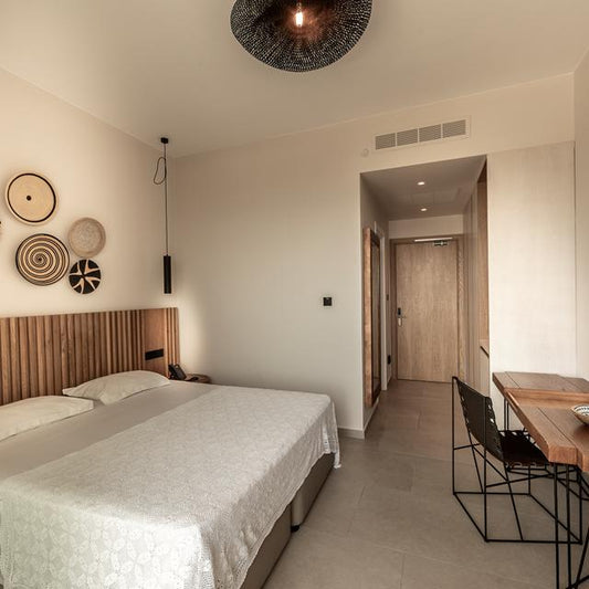 Anemi Hotel and Suites