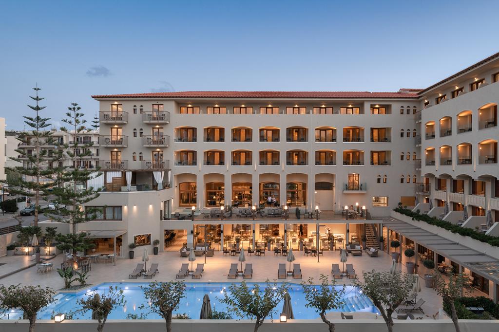 Hotel Theartemis Palace