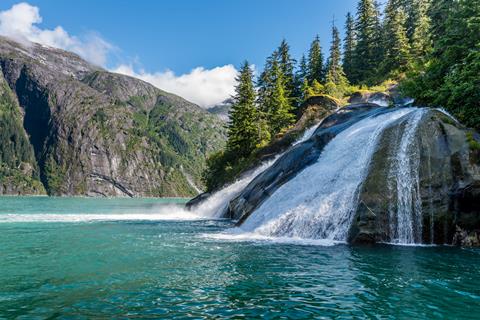 8 dg cruise Alaska