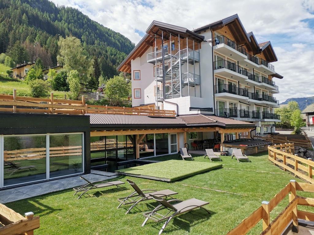 Active Alm Hotel Moena