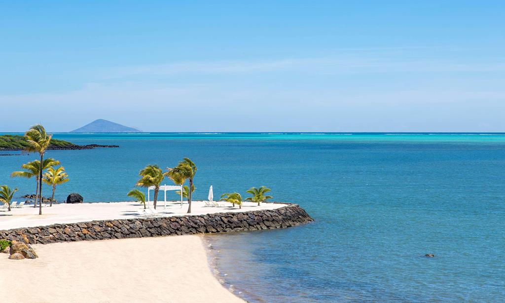 Radisson Blu Azuri Resort & Spa Mauritius