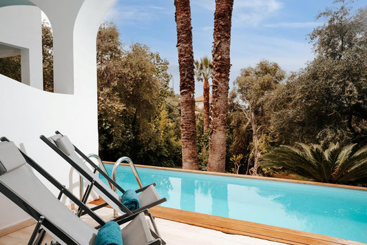 Mr & Mrs White Corfu