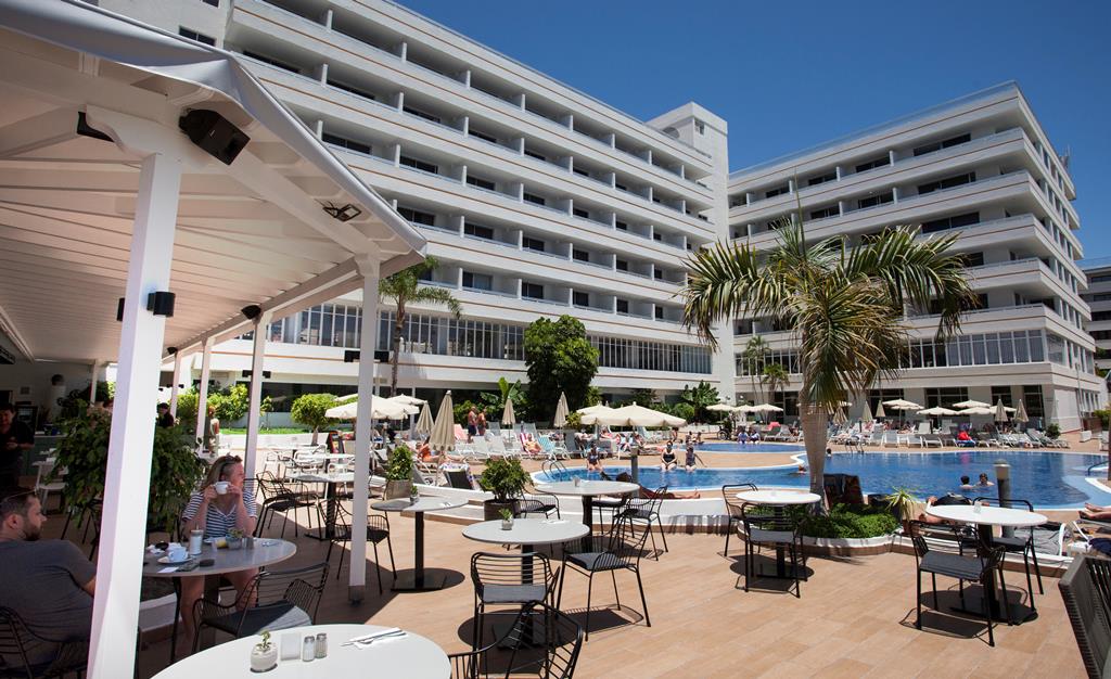Coral Suites & Spa