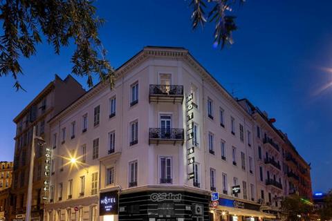 Hotel 66