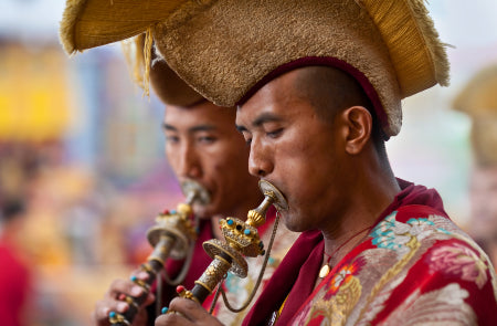 Rondreis NEPAL & TIBET - 24 dagen; Pelgrims en gebedsvlaggen